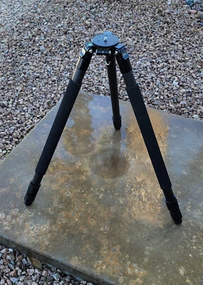 Sirui R-4203L C/F Professional Tripod for Video, Photo, Studio, Landscape use. - Image 1 of 4
