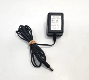 Hon-Kwang D4550-01 AC Adapter Netzteil Kabel 5,5/2,1 mm Laufspitze ist + - Bild 1 von 3
