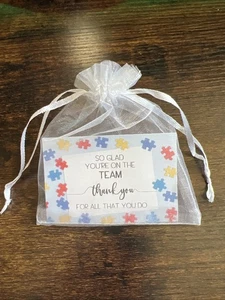 Portachiavi puzzle in legno I’m So Glad You’re On The Team - Foto 1 di 2