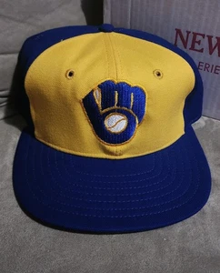 1978-79 Milwaukee Brewers Official Team Game Issued Away Hat Roman Pro 7 1/4 - Picture 1 of 5