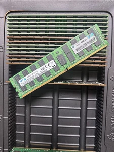 Lot of 16 HPE 16GB 2Rx4 DDR4-2133Mhz ECC Registered 752369-081 - Picture 1 of 3