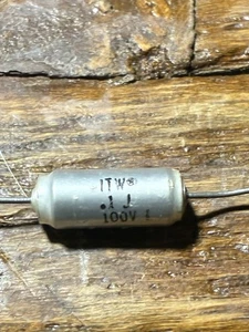 Condensador ITW Paktron 100V - Imagen 1 de 3