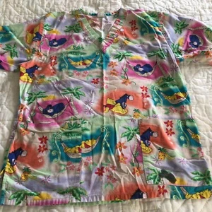 Disney Winnie The Pooh Scrub Top Size X Small - Picture 1 of 4