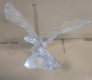 Soaring Eagle Lead Crystal 7.5” x 7"  Figure w/ Isaiah 10:31 Bible Verse - Picture 1 of 5