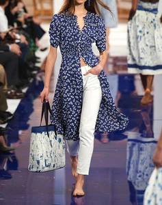 Abito $2190 Nuovo con etichette Collezione Ralph Lauren Etichetta Viola 100% Seta 8 Passerelle 2018 - Foto 1 di 13