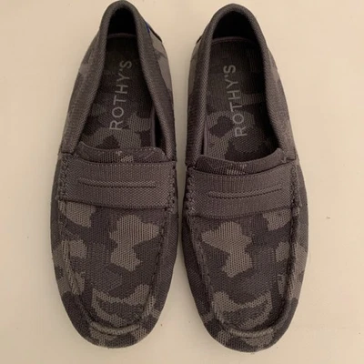 Mocassim de condução Rothy's masculino camuflado floresta tamanho 9,5 - Imagem 1 de 4
