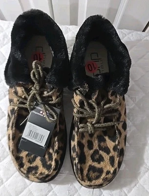 HEYDUDE Nuevo Talla 10 Acogedor Piel Sintética Precio de venta sugerido por el fabricante 75 USD Foto 1 de 4