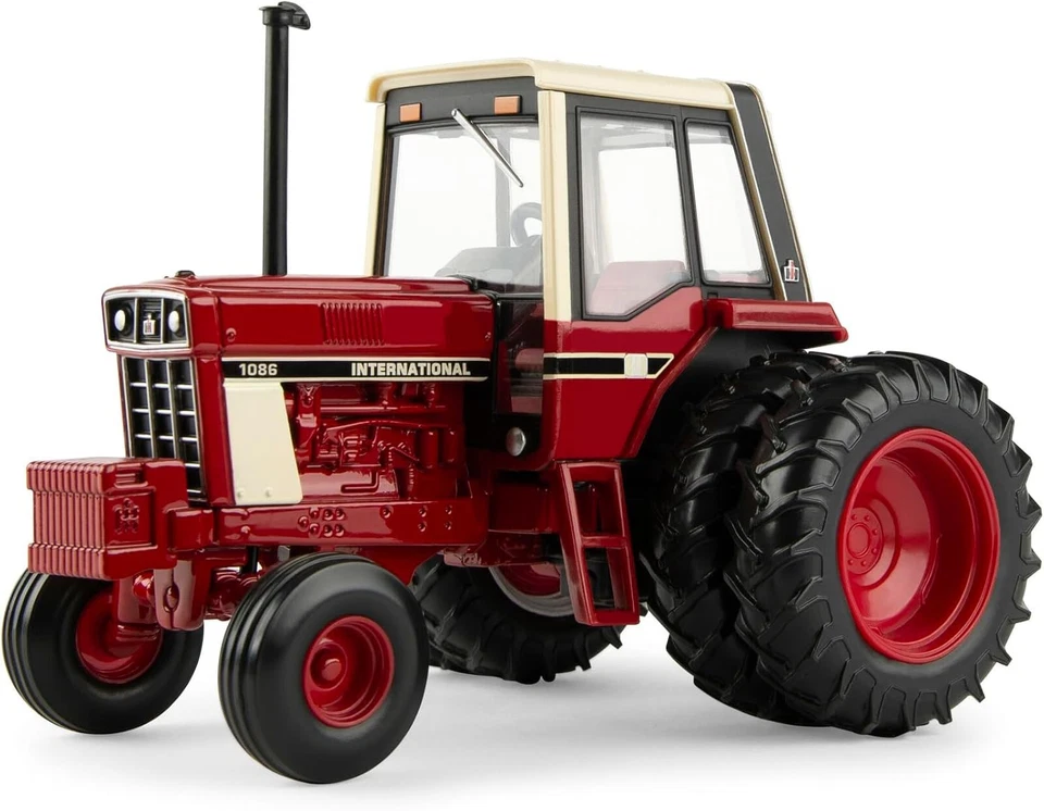ERTL 1/32 International Harvester 1086 Wide Front Tractor with Rear Duals - Image 1 of 1