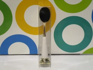 TARTE ~ SKIN TREAT BRUSH ~ BOXED - Picture 1 of 1