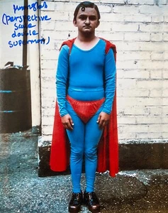 Kiran Shah - Autógrafo genuino de Superman 10x8 - Imagen 1 de 1