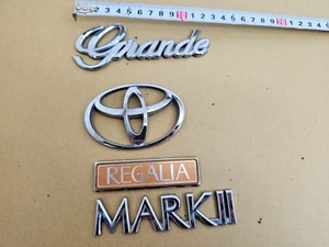 JDM TOYOTA MARK II MARK 2 JZX100 JUEGO EMBLEMAS MALETERO OEM - Imagen 1 de 6