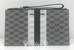 🐼💦 Michael Kors 🐼💦 Signature Grey Stripe Card Clutch Wristlet Bag 🐼 W3 - Picture 1 of 7