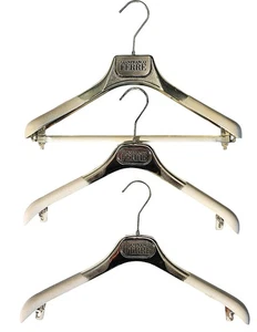 GIANFRANCE FERRE 3 Grande Recubierto de Goma Abrigo Chaqueta Traje Vestido Pantalones Perchas 15" - Imagen 1 de 2