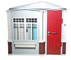 Barbie Totally Real Toy House Mattel 2005 Folding Dollhouse - Picture 1 of 11