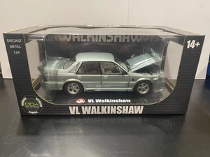 DDA701 1/24 Panorama Silver VL Walkinshaw Holden Commodore SS Group A SV TWR - Bild 1 von 11