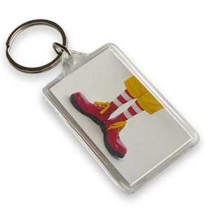 McDonald’s Ronald McDonald Zapatos Rojo Acrílico Transparente Llavero Coleccionable - Imagen 1 de 3