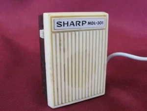 1950s VINTAGE JAPAN DYNAMIC MICROPHONE ORIGINAL SHARP  - Picture 1 of 10