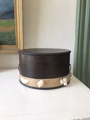 Coastal Rustic Farmhouse Round Wood Lidded Storage Box Hemp Trim And Seashells - Image 1 of 4