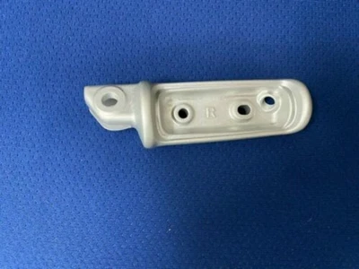 Reposapiés de motocicleta Triumph diestro satinado #T2088088 Foto 1 de 4