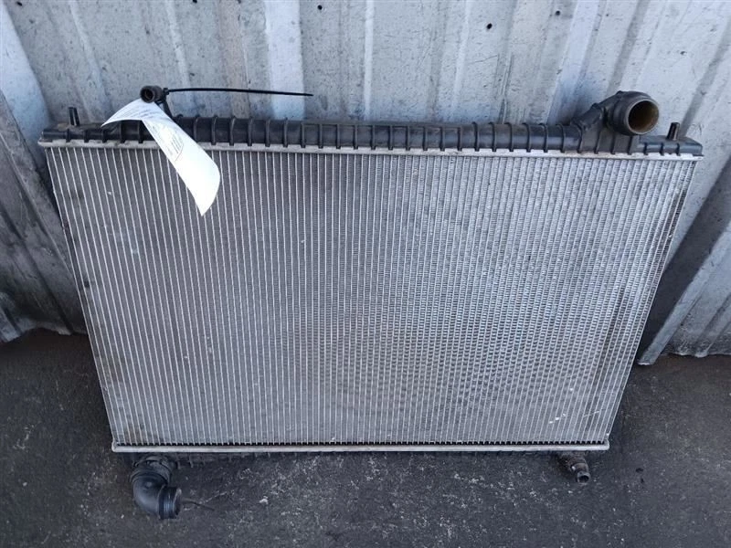 Radiador 16-19 Jaguar XF 3,0 L GX638005AB Foto 1 de 4