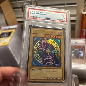 Yu-Gi-Oh! 2002 SDY #006 Dark Magician PSA 5 EX Freshly Graded Card Nice Shine 🤩 - Bild 1 von 4