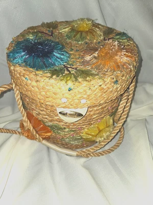 Wicker Basket, Large Hand Made Bahamas, Floral, Lid,  Very Clean, GUC, Beautiful — 第 1/4 张图片