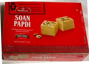SOANPAPDI TRADITIONELLE INDISCHE FLOCKIG SÜSS MIT MANDELN & PISTAZIEN - Bild 1 von 1