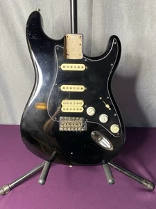 Fender American Performer Stratocaster BODY + HARDWARE +loaded Pickguard Black - Bild 1 von 13
