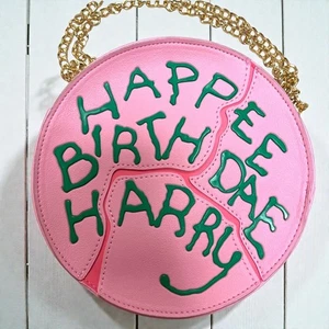 Harry Potter FLAPPER Geburtstagstorte Schultertasche Tasche süß rosa Kette [gebraucht] - Bild 1 von 4
