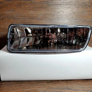 Ford Expedition Passenger / Left Side Fog Light 2003 - 2006 FR357-A000L - Bild 1 von 5