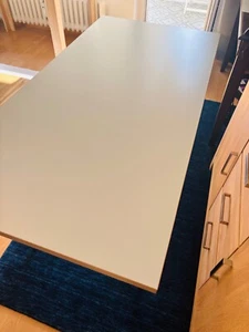 Richard Lampert Eiermann Schreibtisch mit Kabelkanal basaltgrau 140 x 70 x 75 cm - Bild 1 von 3