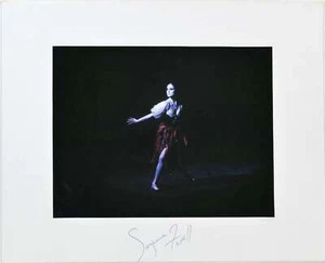 Farrell, Suzanne. (b. 1945) [Costas] - SIGNED PHOTOGRAPH IN "TZIGANE" BALANCHINE - Picture 1 of 2