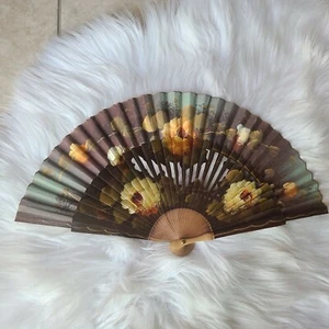BEAUTIFUL 9" VINTAGE HAND PAINTED HAND FAN...FLOWER MOTIF...PAINTED ON WOOD... - Picture 1 of 12