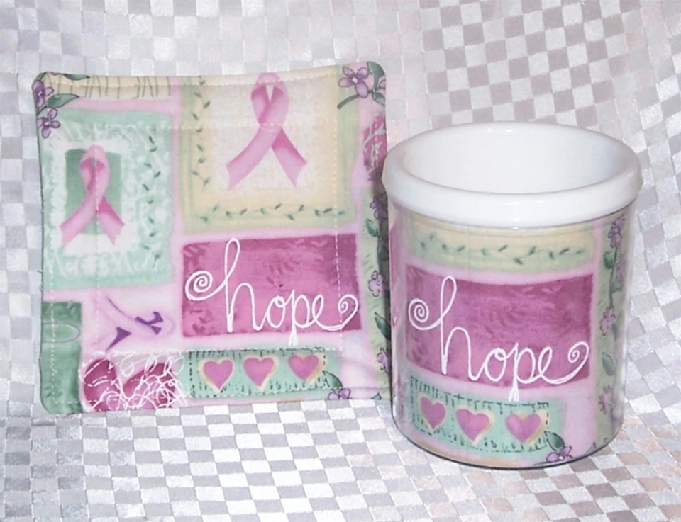 TAZA HECHA A MEDIDA CON ALFOMBRA TAZA A JUEGO - ESTAMPADO DE CINTA ROSA - ESPERANZA Foto 1 de 1