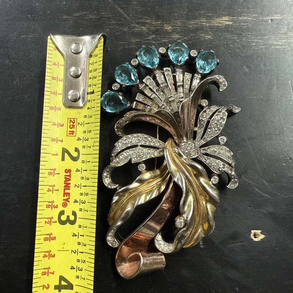 LARGE ~ VINTAGE & RARE ~ ALFRED PHILIPPE? ~ CROWN TRIFARI ~ BROOCH / PIN - Image 1 of 4