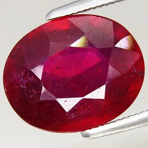 4.24ct t.w 11x9mm Oval Natural Red Ruby Gemstone Madagascar, Africa - Picture 1 of 4