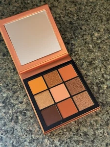 Paleta de sombras de ojos Huda Beauty Topaz Obsessions ~ Nueva - Imagen 1 de 4