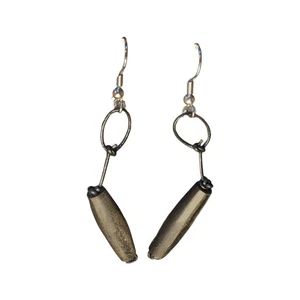 Schwarze Ohrringe mit Schnur und langer Holzperle Top Zustand - Bild 1 von 2