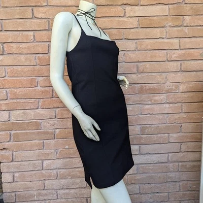 Unif negro mini escote recto Foto 1 de 4