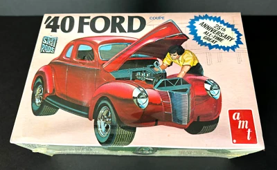 AMT Street Rods 1940 Ford Coupe 1/25 Scale 1973 Model Kit FACTORY SEALED - Image 1 of 4