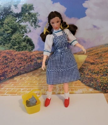 8-дюймовая фигурка куклы MEGO Wizard of Oz DOROTHY Judy Garland в комплекте с корзиной и тото - Изображение 1 из 4