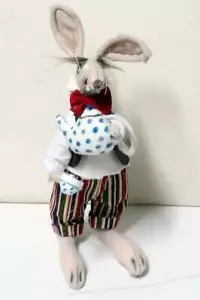 Cloth Doll Pattern "March Hare" By Sharon Mitchell - Picture 1 of 6