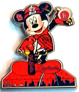 St Louis Cardinals Pins SELTEN NICHT MEHR ERHÄLTLICH Disney Mickey Pin 2010 ALL STAR GAME PIN - Bild 1 von 5