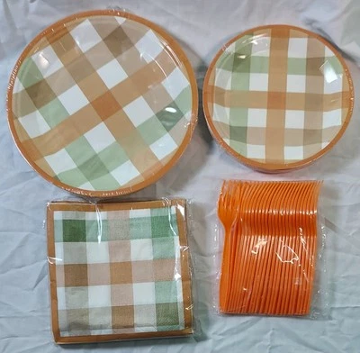 96 Piece Party Set For 24 Guests. Plates (Dinner And Dessert), Napkins, Forks  - Image 1 of 4