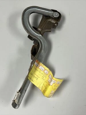 Chevy Cavalier Cadet Pontiac Sunbird J2000 1982-1994 capó bisagra nuevo de Lote Antiguo S57 Foto 1 de 4