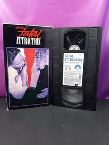 Fatal Attraction VHS Micael Douglas Glenn Close - Imagen 1 de 2