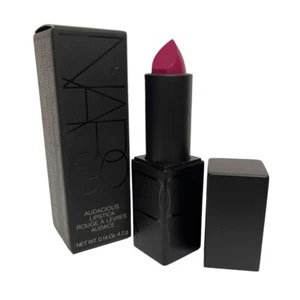 Lápiz labial NARS Audacious 4,2 g #9454 Janet - Imagen 1 de 3