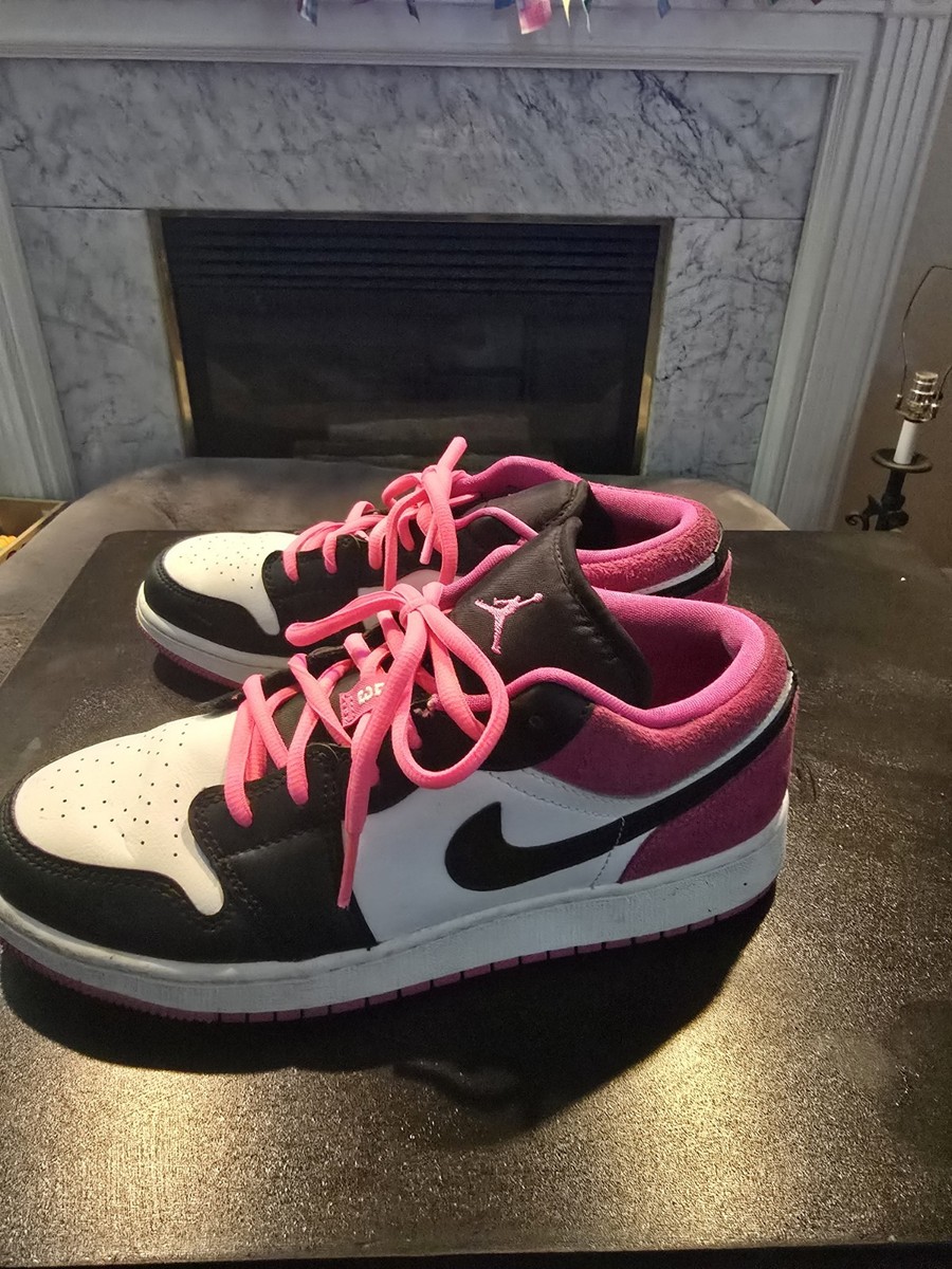 Jordan 1 SE Low Fuchsia for Sale | Authenticity Guaranteed Jordan 1 SE Low Fuchsia for Sale | Authenticity Guaranteed