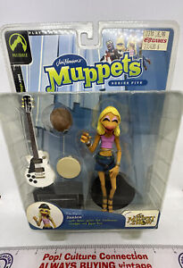 The Muppet Show Janice Electric Mayhem guitarist pink shirt by Palisades Toys