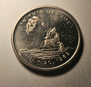 Medalla conmemorativa Apolo XI 11 misión John F. Kennedy 19 gramos - Imagen 1 de 6